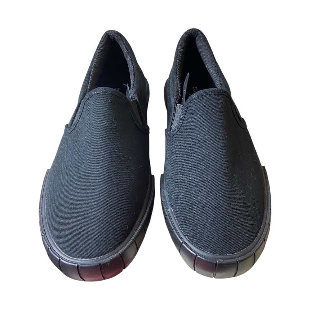 DIVIDED Slip-On Shoes – Women’s Size 6 (EU 37) – New